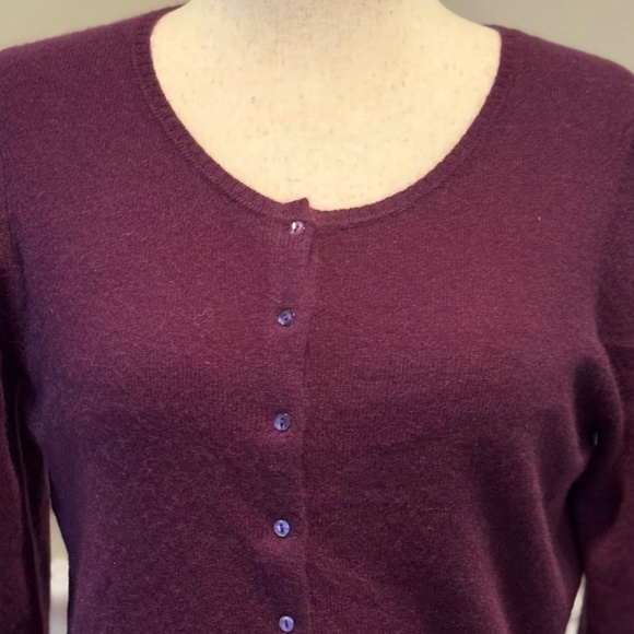 Deep Burgundy Women's cashmere cardigan - Picture 2 of 5
